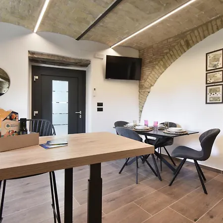 Rocca Borgo Experience - Ypa شقة