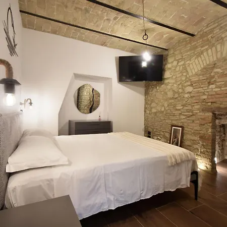 Rocca Borgo Experience - Ypa شقة روكّا سان جيوفانّي