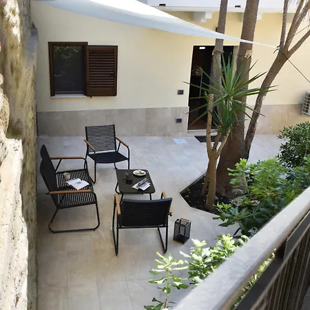 Apartman Rocca Borgo Experience - Ypa *